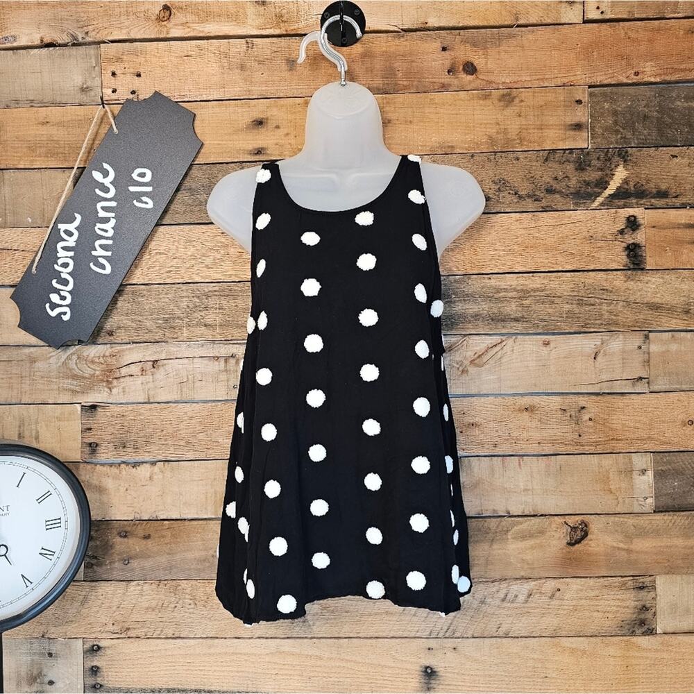 E & M women's boatneck black sleeveless top with fluff dots size M/L